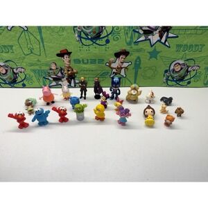 Disney & Non-Disney Mixed Miniature Figures Toy Lot PVC & Plastic Variety Elmo